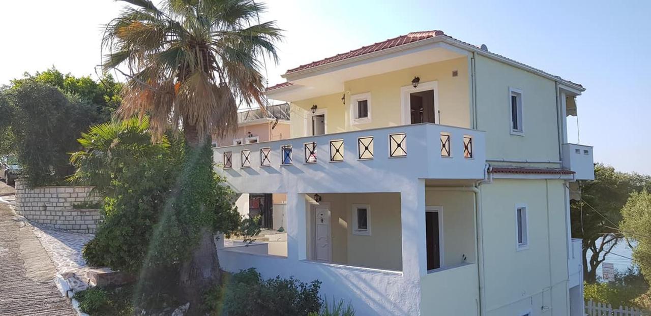 Diogenis Parga Studios المظهر الخارجي الصورة