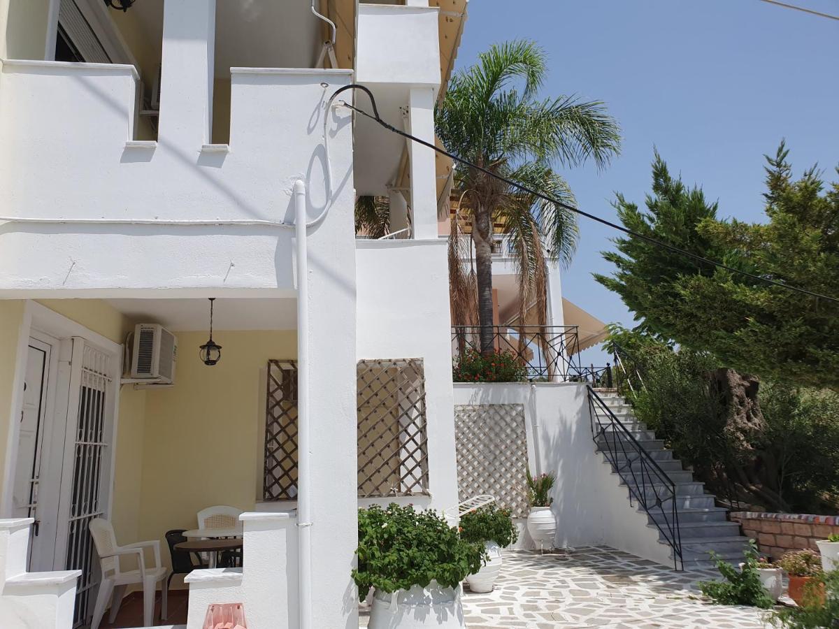 Diogenis Parga Studios المظهر الخارجي الصورة